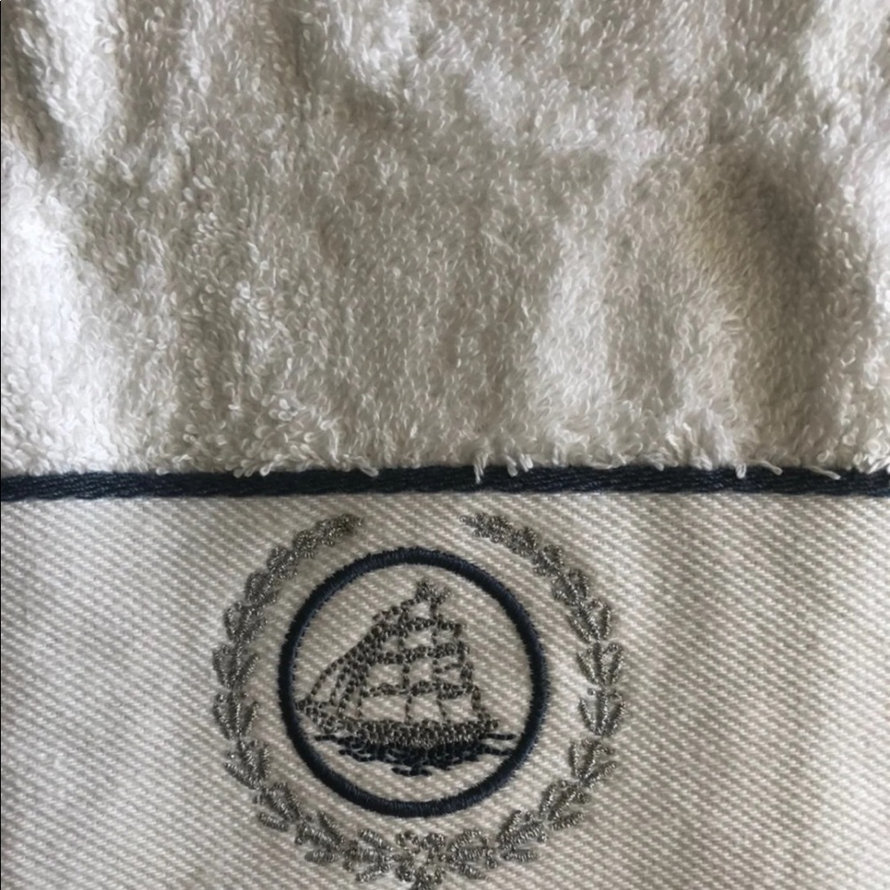 Small cotton hand towel